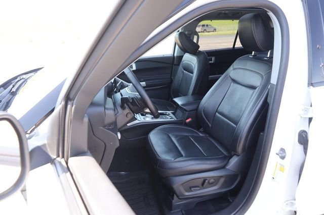 Used 2021 Ford Explorer Limited w/ Hybrid Equipment Group 310A AWD/4WD image 10