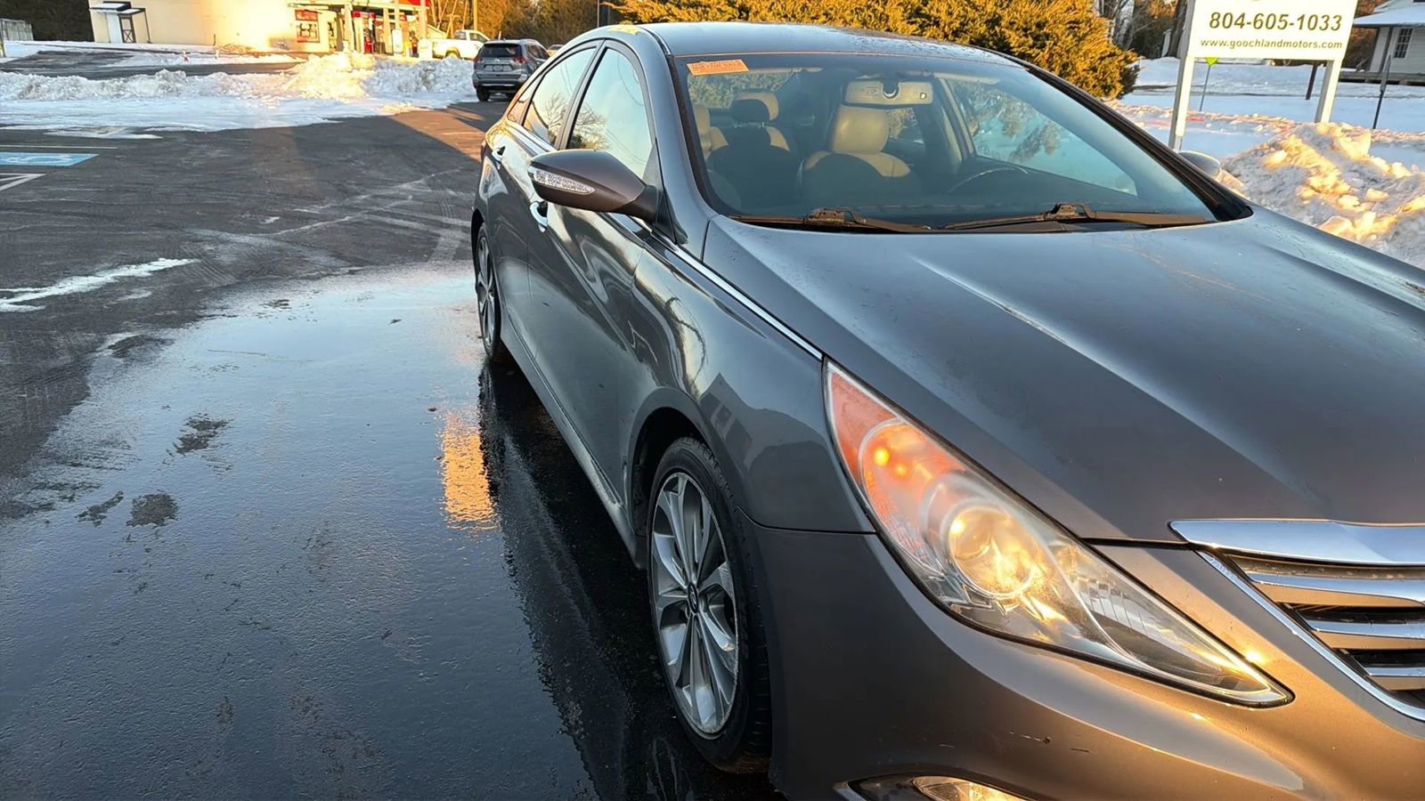 Used 2014 Hyundai Sonata SE image 12