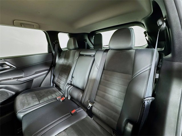 Used 2024 Mitsubishi Outlander SE image 22
