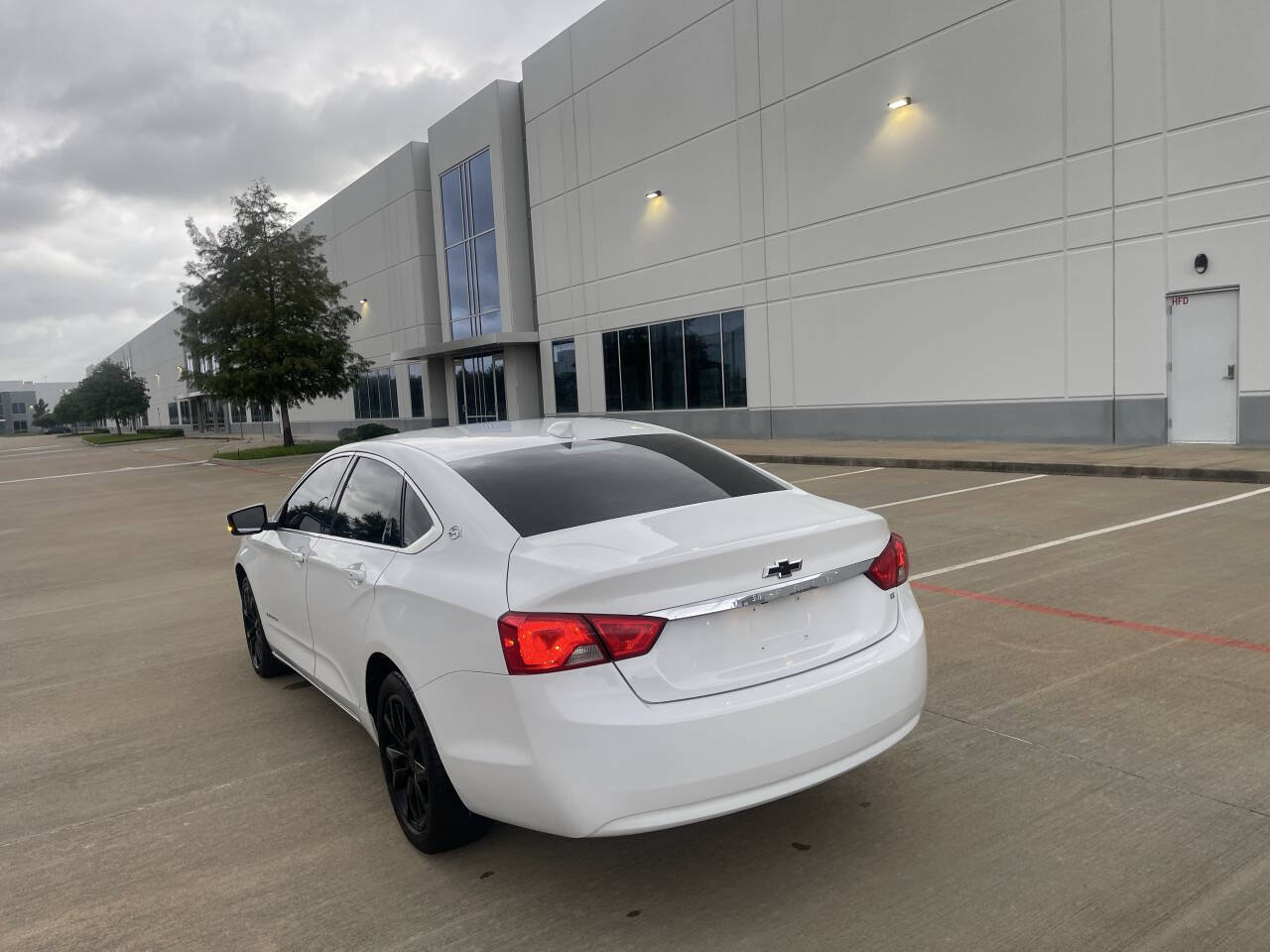 Used 2020 Chevrolet Impala LT FWD image 7