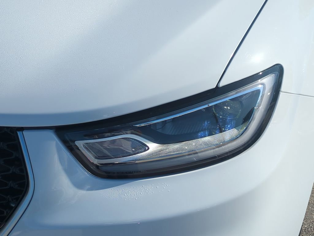 New 2026 Chrysler Pacifica Pinnacle AWD/4WD image 10
