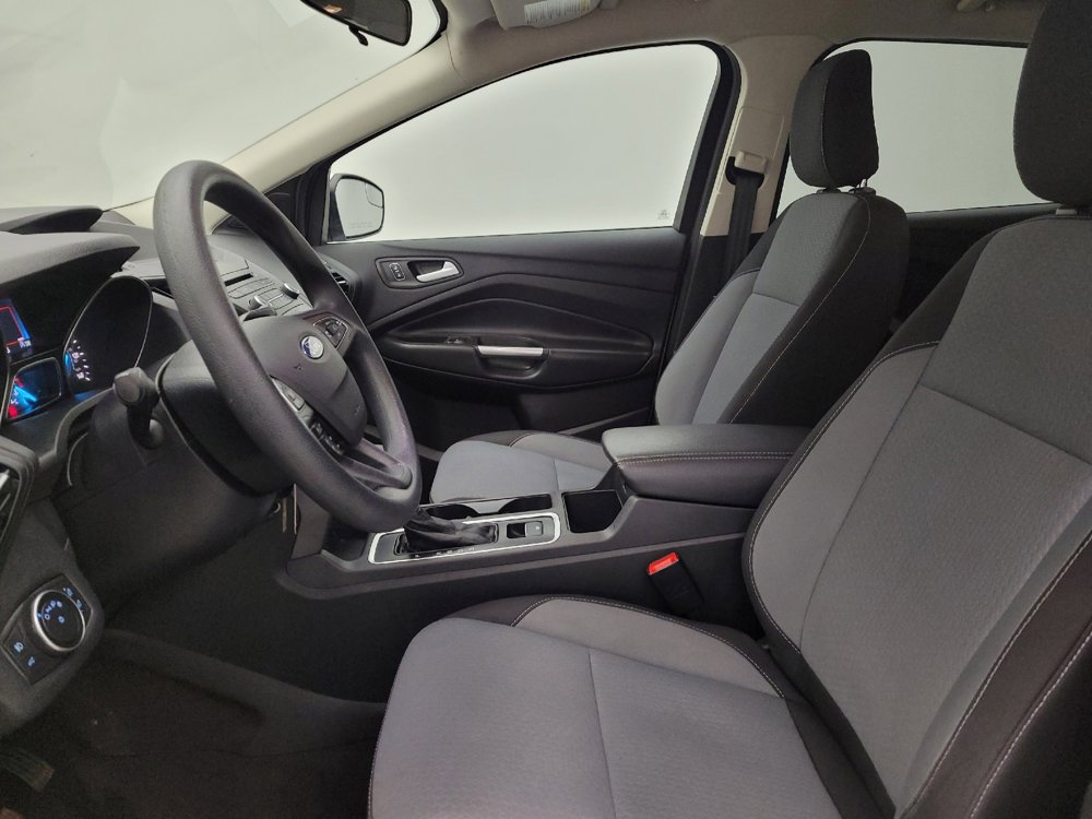 Used 2018 Ford Escape SE image 17