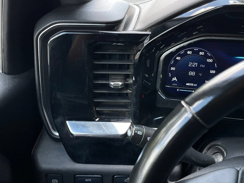 Used 2024 Chevrolet Silverado 1500 LT AWD/4WD image 14