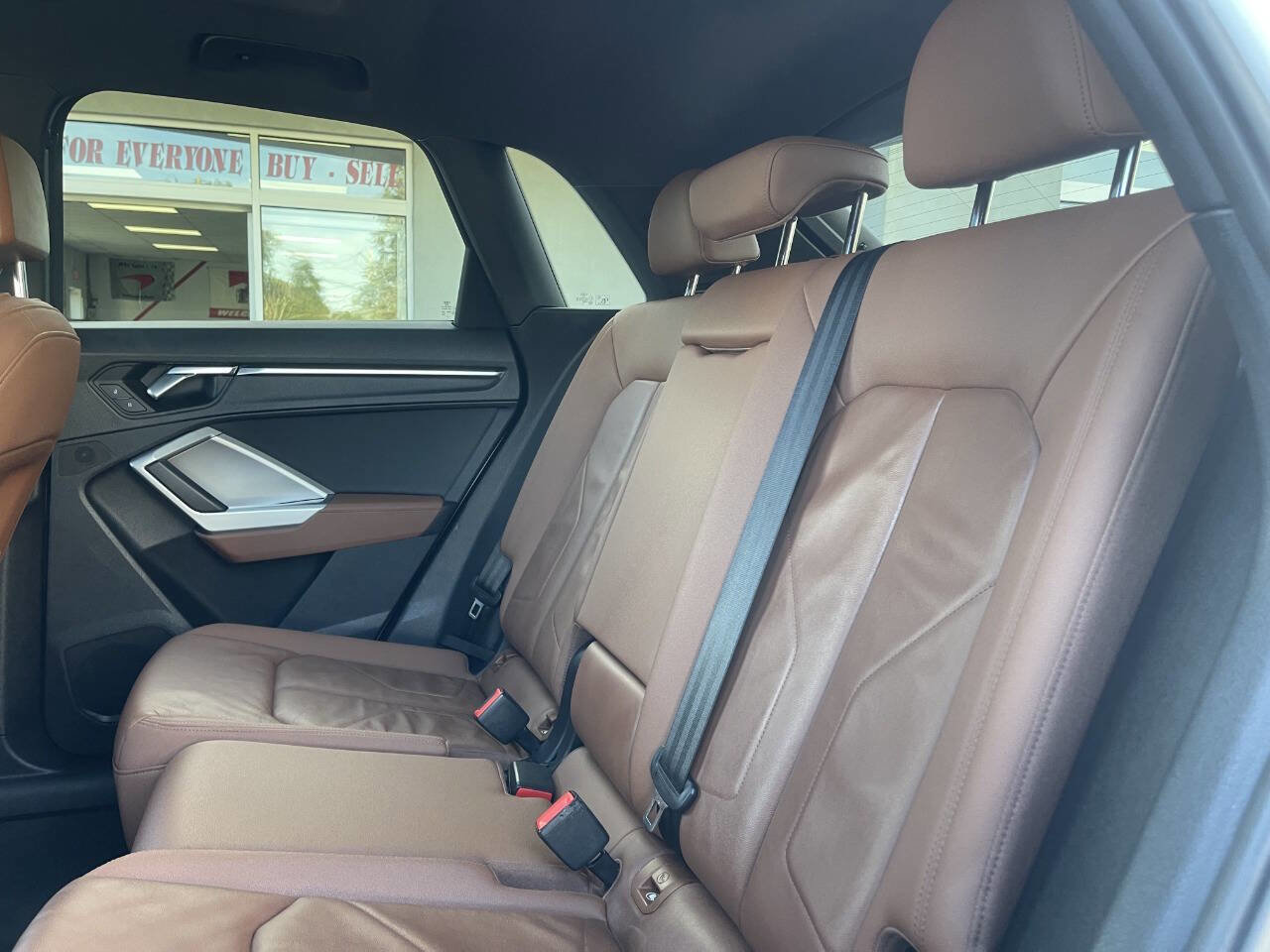 Used 2020 Audi Q3 2.0T Premium Plus w/ Premium Plus Package image 26