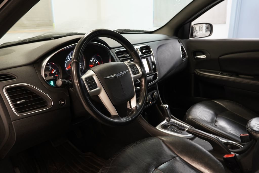 Used 2012 Chrysler 200 Limited w/ Sun/Sound Group image 7