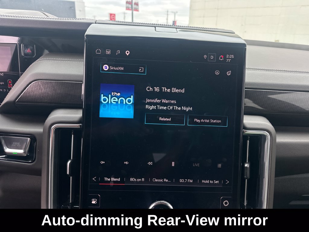 Used 2025 GMC Yukon Elevation AWD/4WD image 20