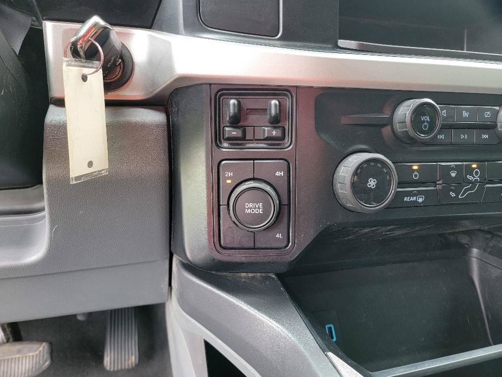 Used 2024 Ford F350 XLT w/ 360-Degree Camera Package AWD/4WD image 22
