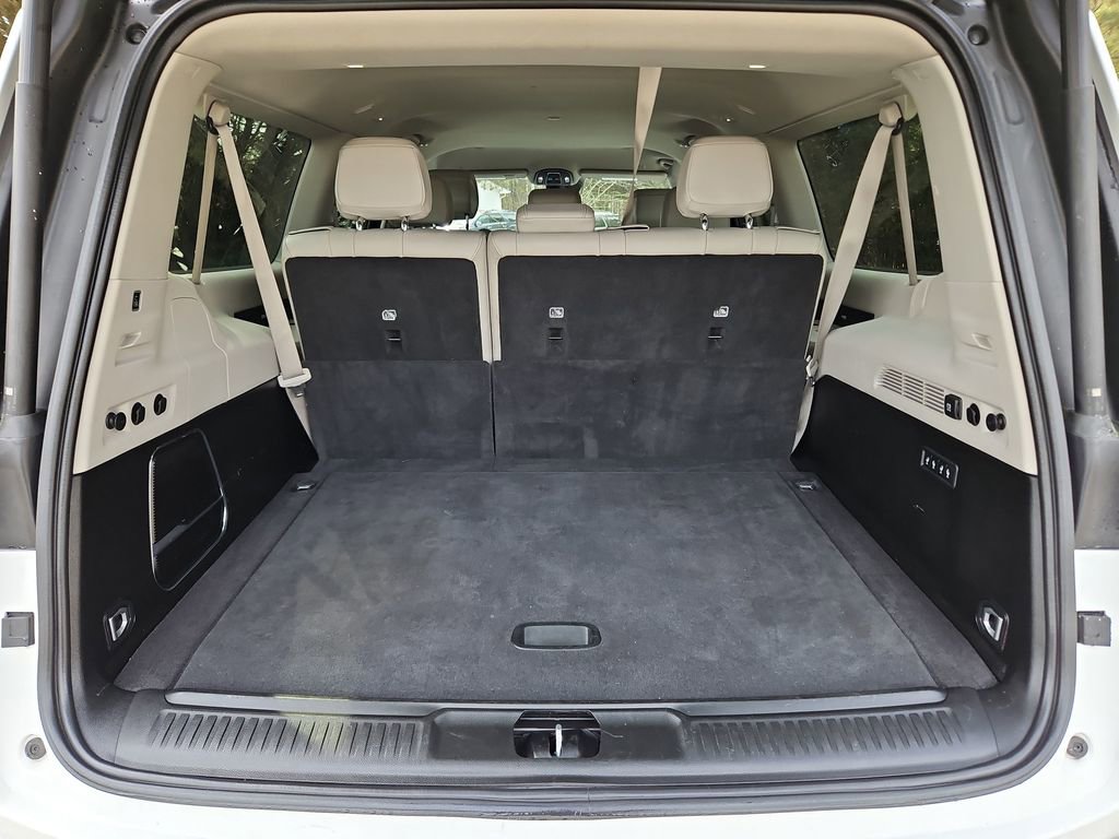 Used 2024 Jeep Wagoneer L Series II image 34