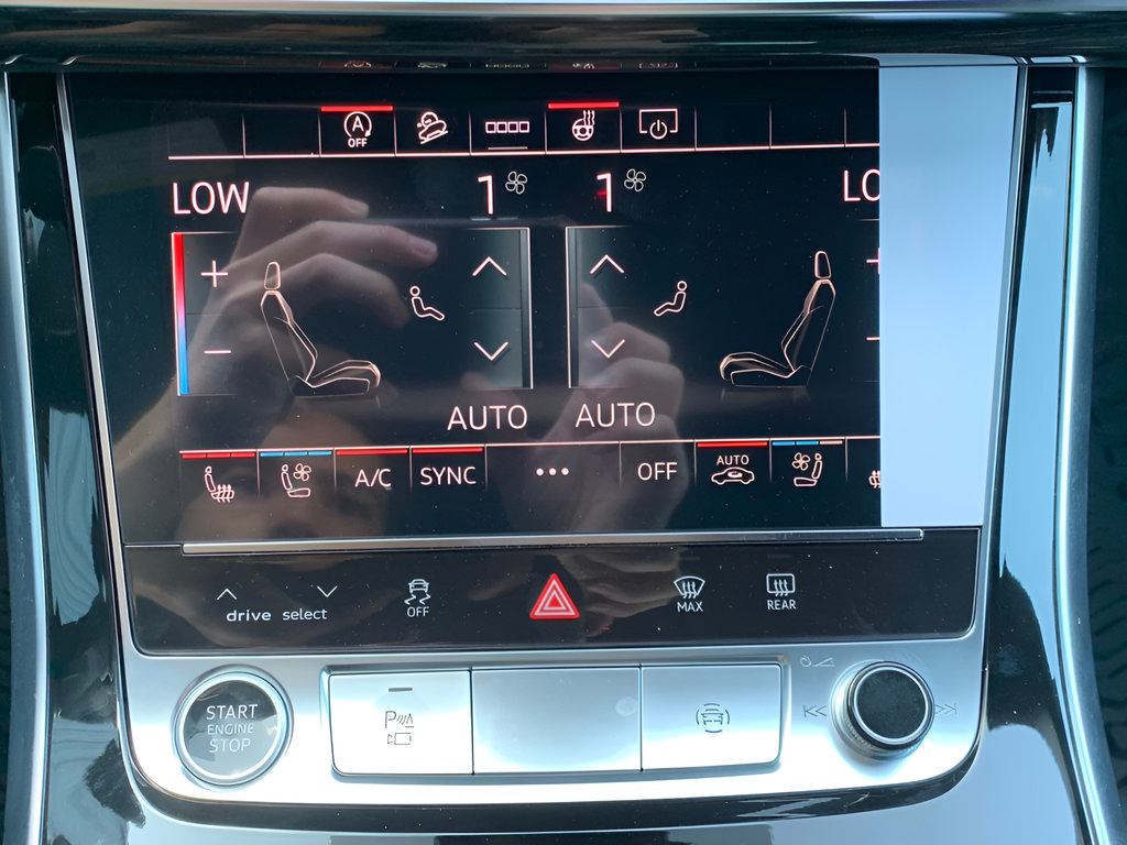 New 2026 Audi Q8 Premium Plus AWD/4WD image 26