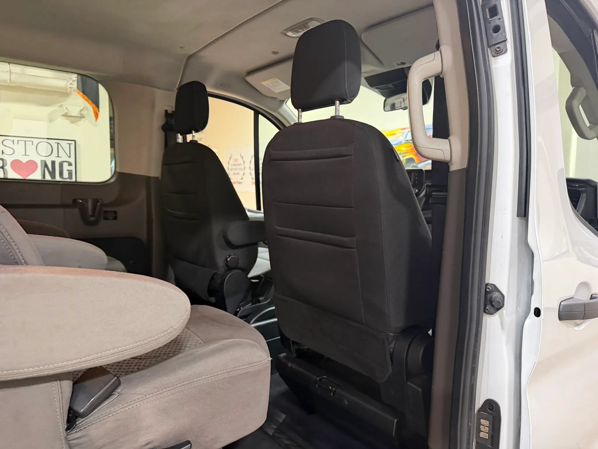 Used 2020 Ford Transit 350 XLT RWD image 25