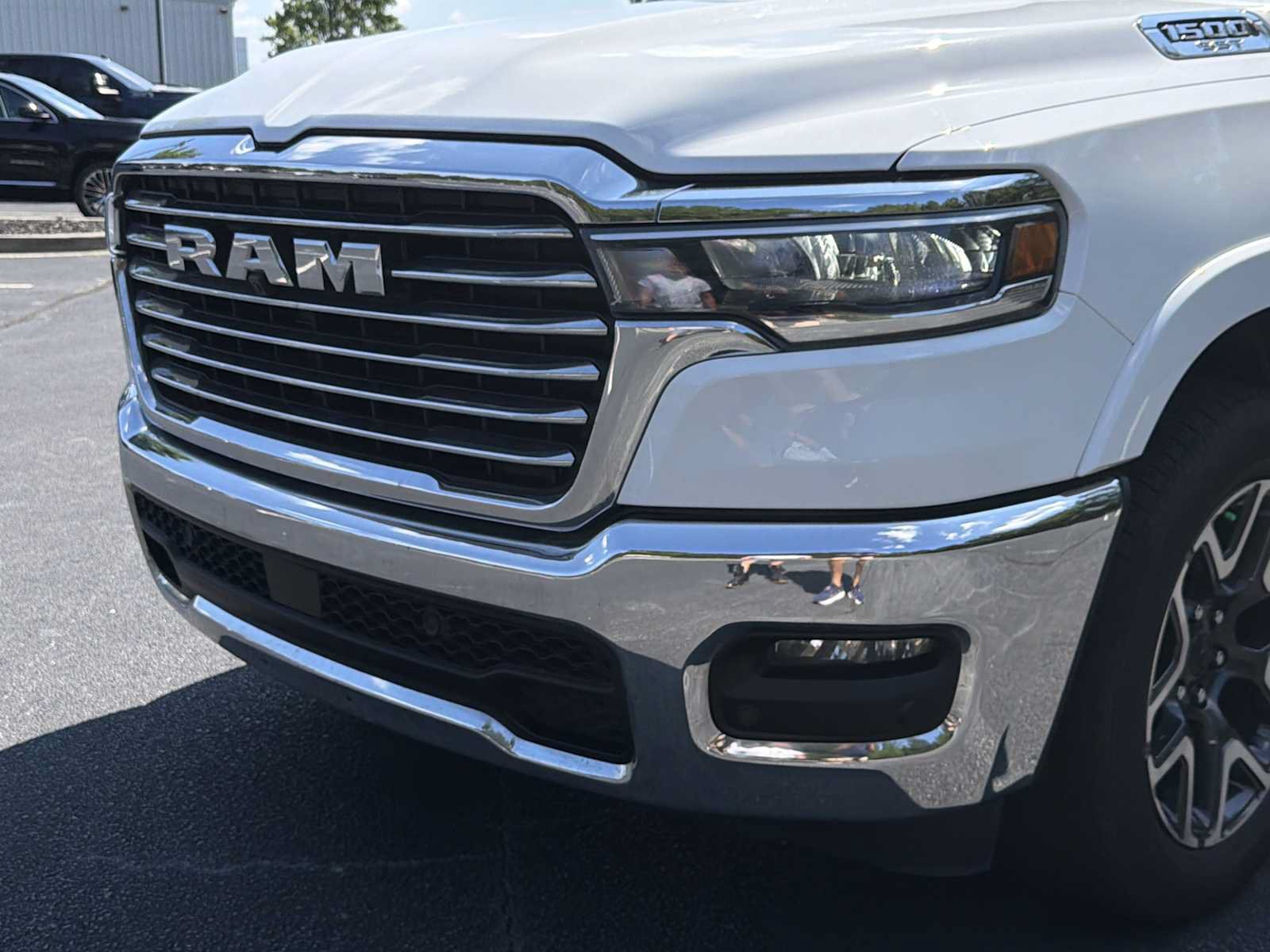 Used 2025 RAM 1500 Laramie RWD image 35