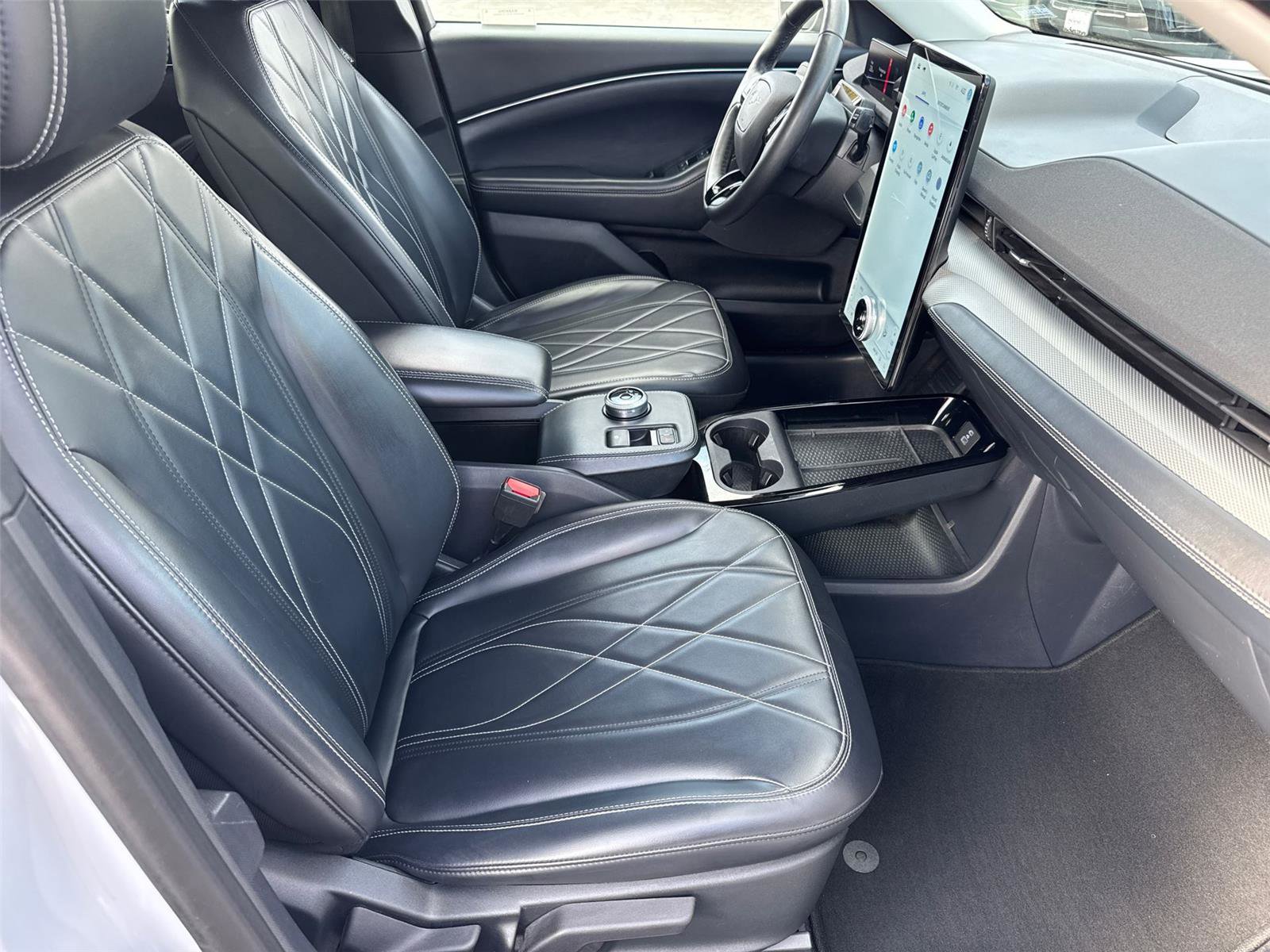 Used 2022 Ford Mustang Mach-E Select w/ Comfort/Technology Package RWD image 17