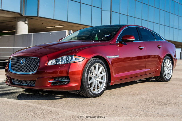 Used 2012 Jaguar XJ RWD image 14