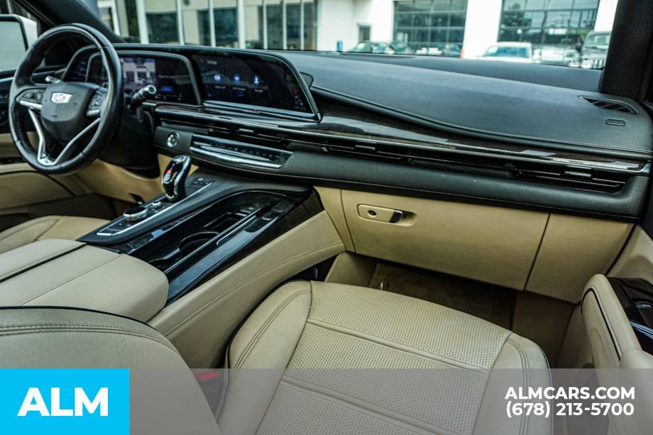 Used 2023 Cadillac Escalade Premium Luxury w/ Performance Package AWD/4WD image 28