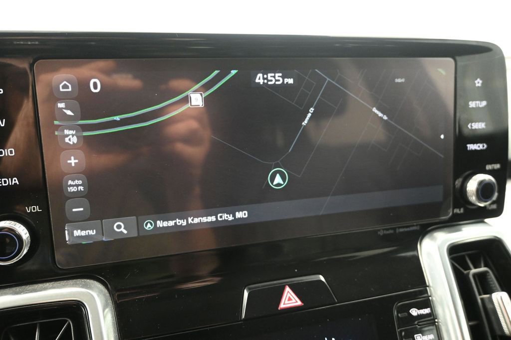 Certified 2022 Kia Sorento SX AWD/4WD image 17