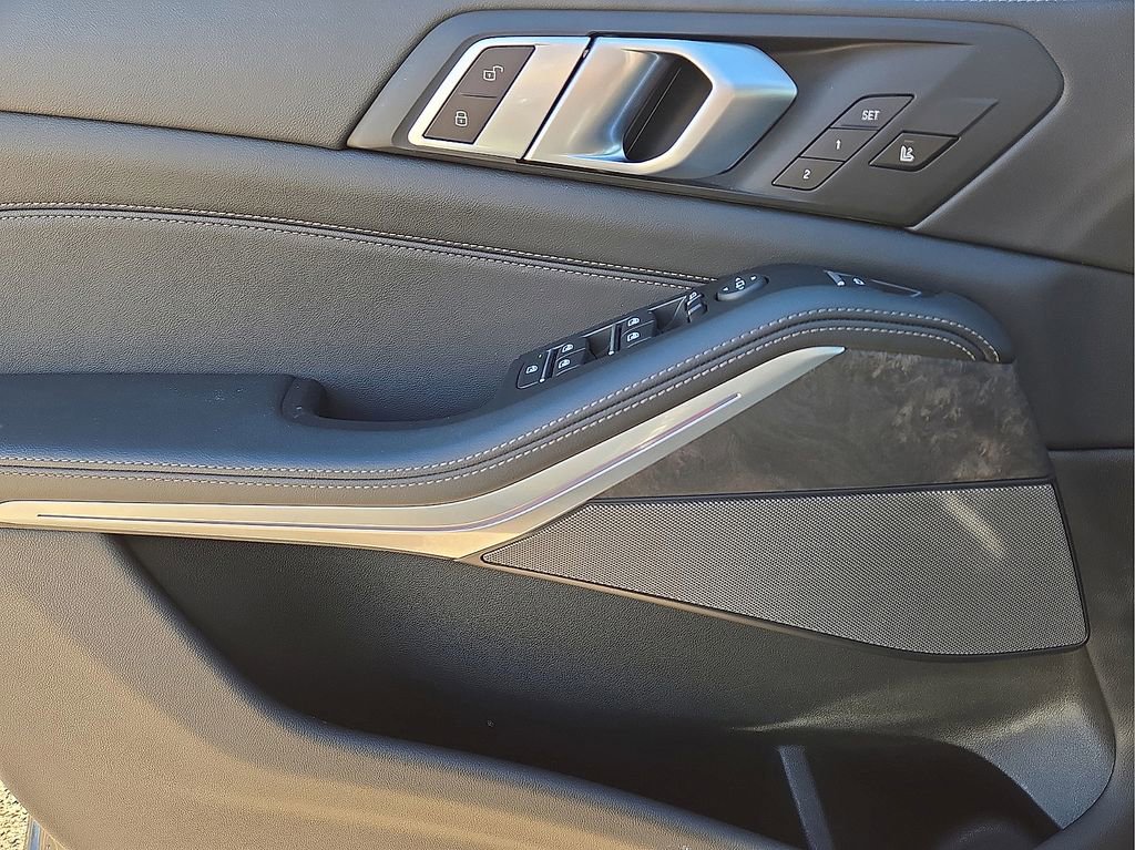 Used 2024 BMW X5 xDrive40i image 22