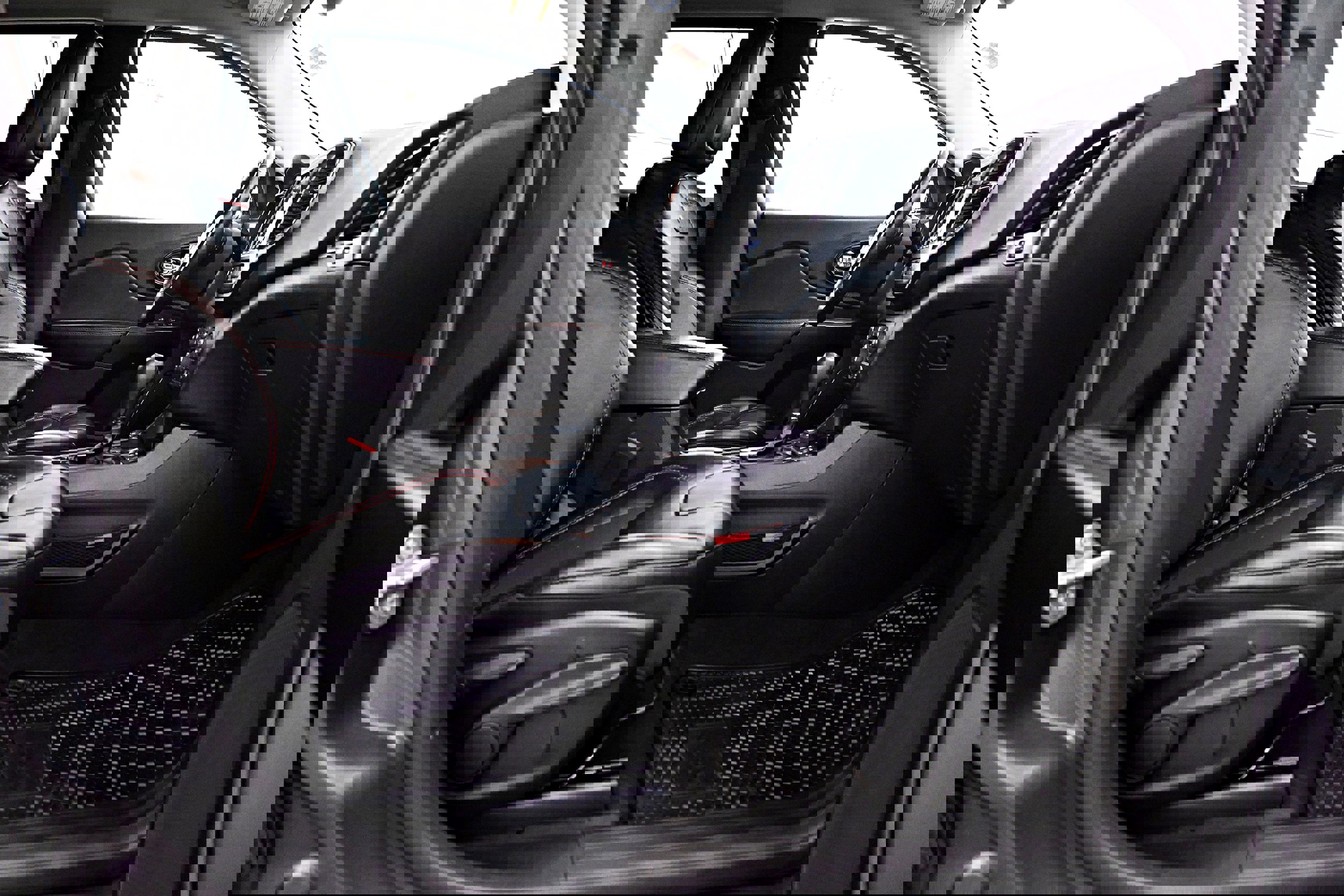 Used 2021 Jeep Cherokee Trailhawk w/ Trailer Tow Group image 25