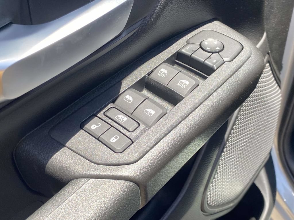 New 2026 RAM 1500 Express AWD/4WD image 15