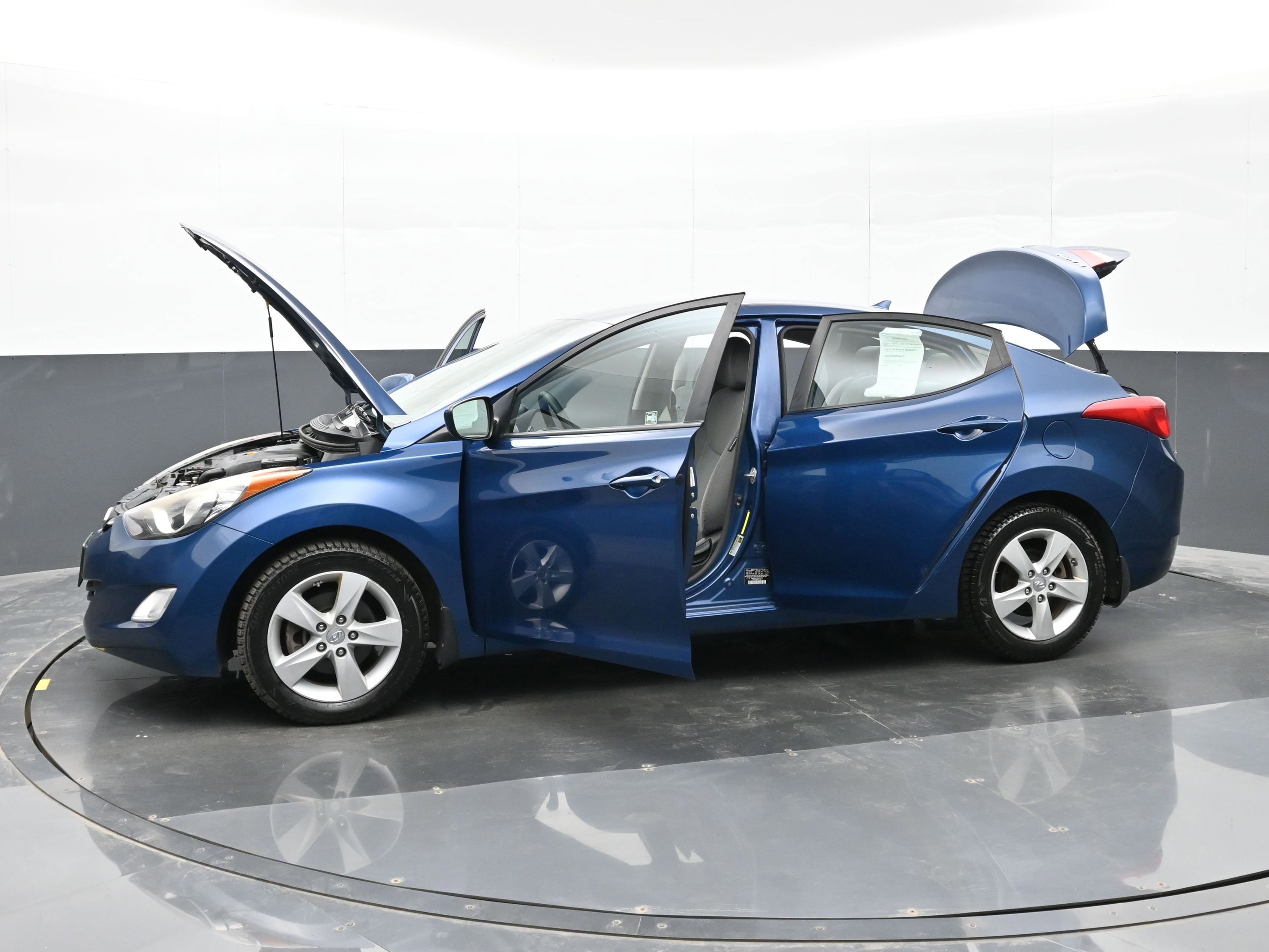 Used 2013 Hyundai Elantra GLS w/ Preferred Pkg FWD image 47