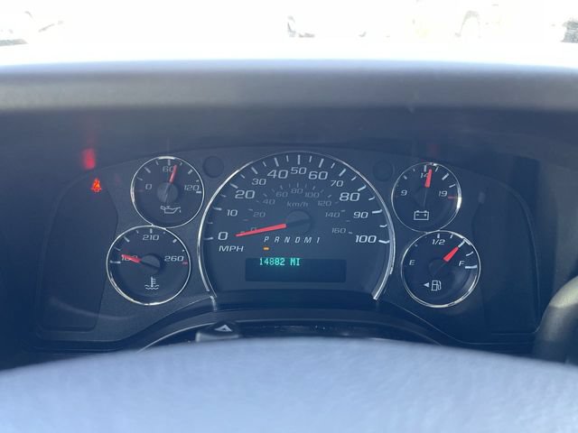 Used 2024 GMC Savana 2500 w/ Driver Convenience Package RWD image 17