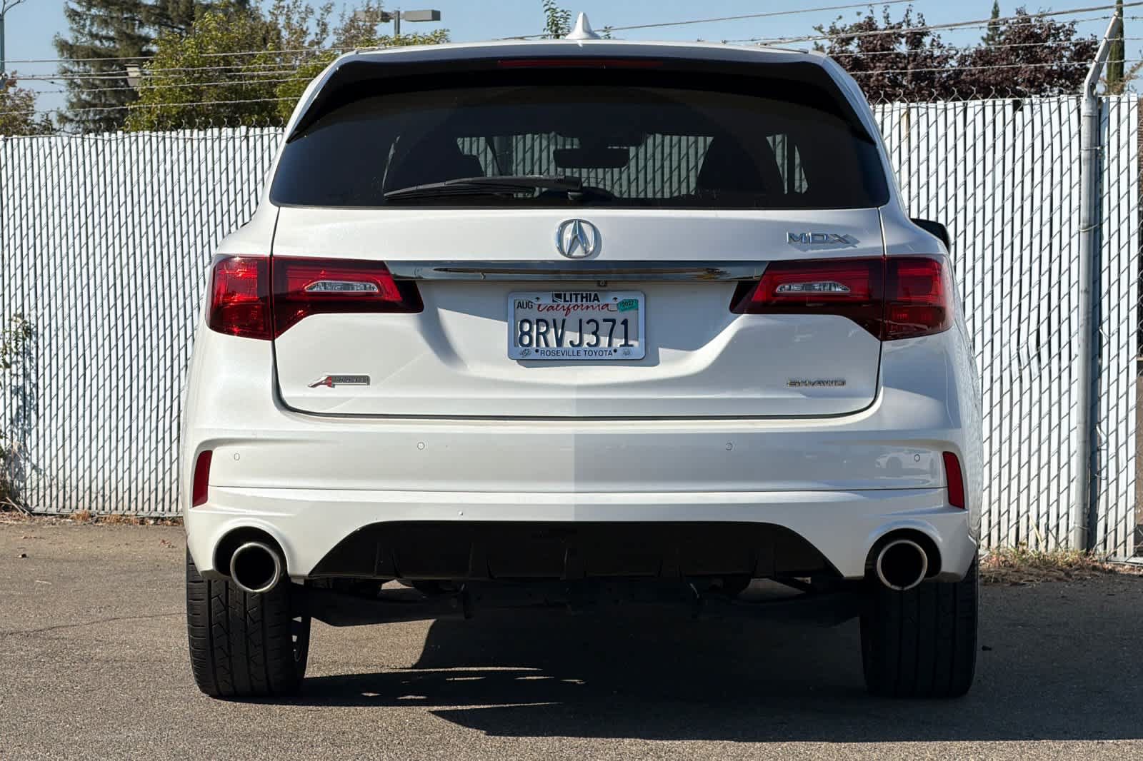 Used 2020 Acura MDX w/ Technology Package AWD/4WD image 4