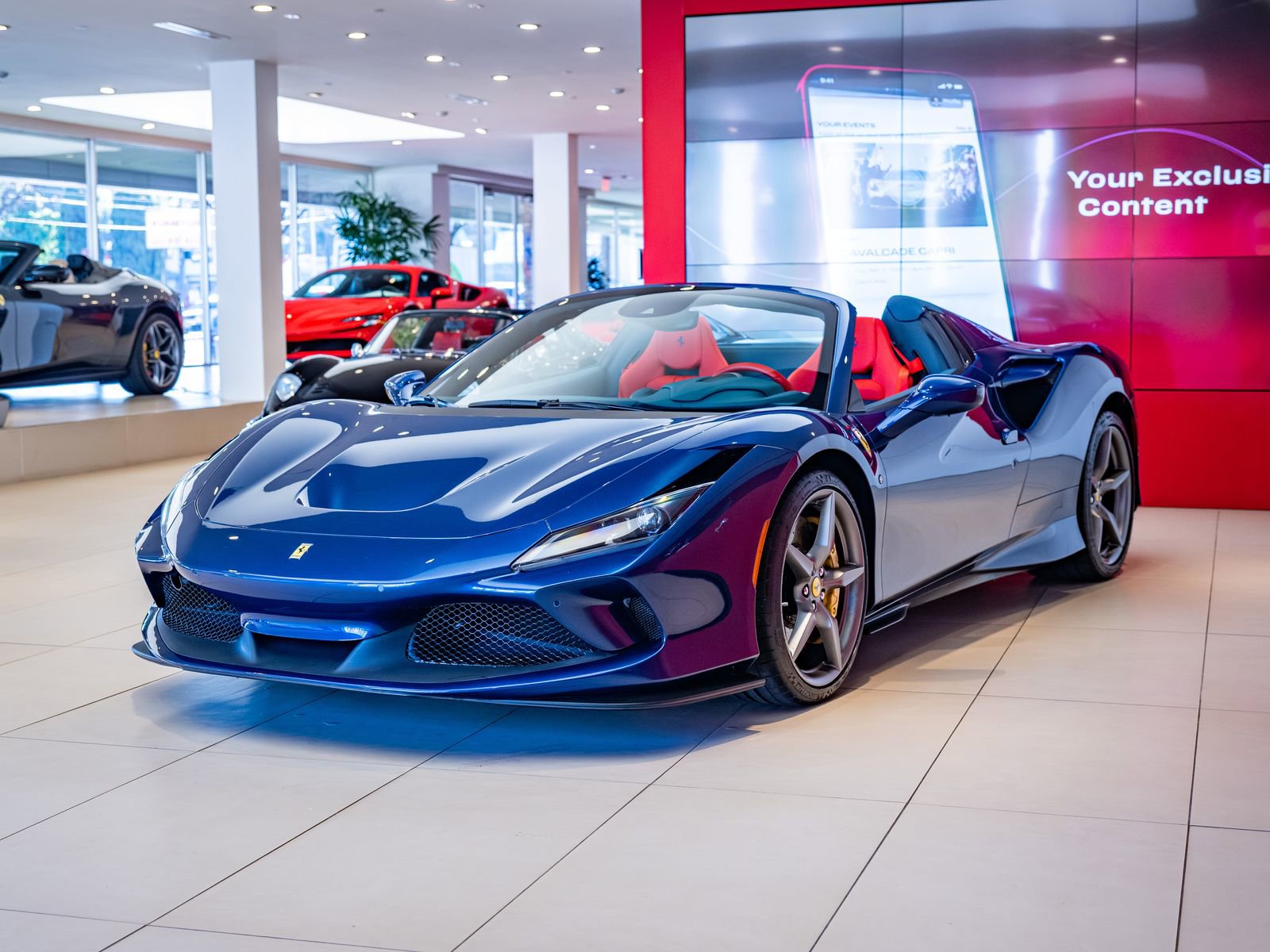 Used 2022 Ferrari F8 Tributo image 4
