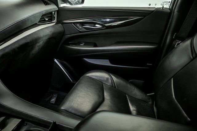 Used 2019 Cadillac Escalade ESV Platinum image 27