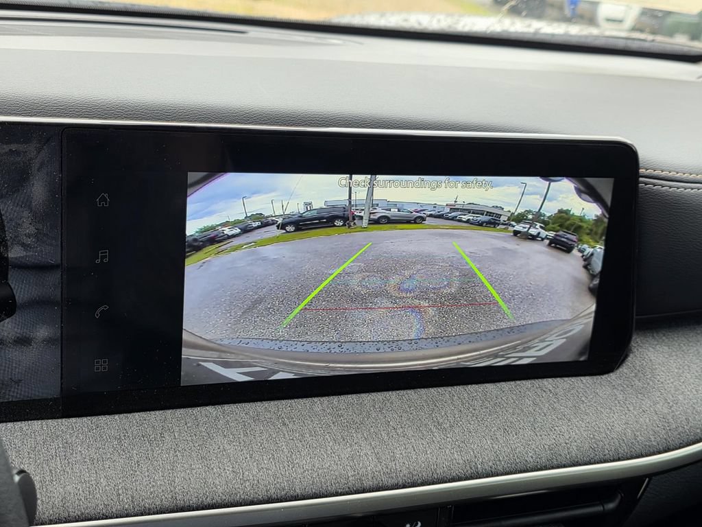 New 2026 Nissan Kicks SV w/ Charging Package FWD image 12