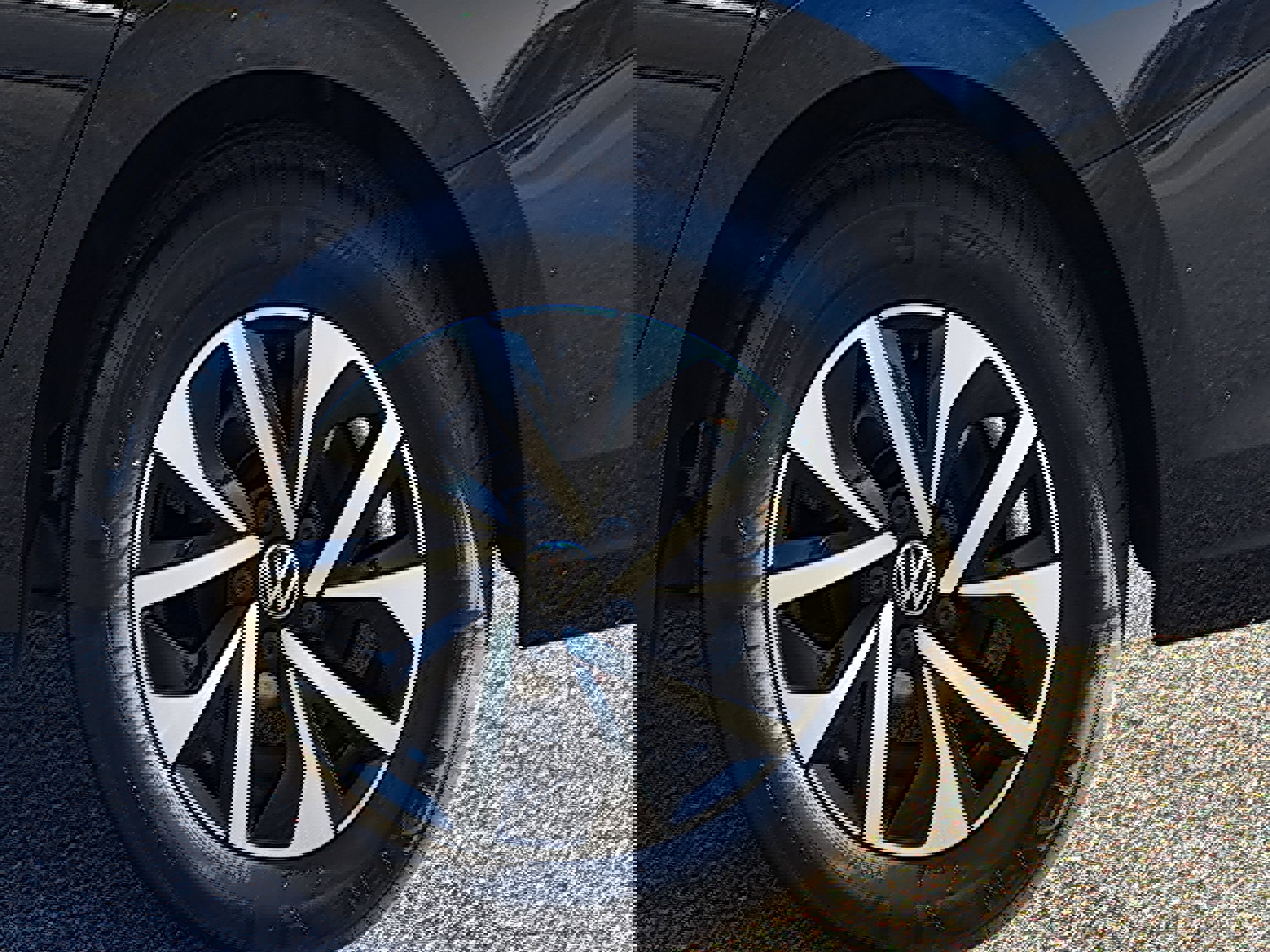 Certified 2024 Volkswagen Jetta S image 29