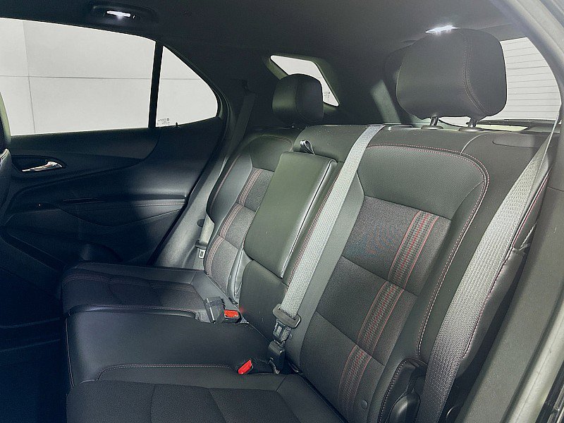 Used 2023 Chevrolet Equinox RS FWD image 20