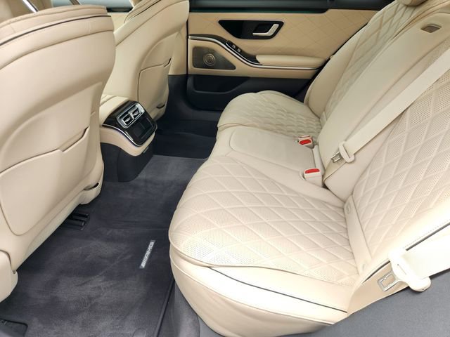 Used 2024 Mercedes-Benz S 580e 4MATIC Sedan image 30