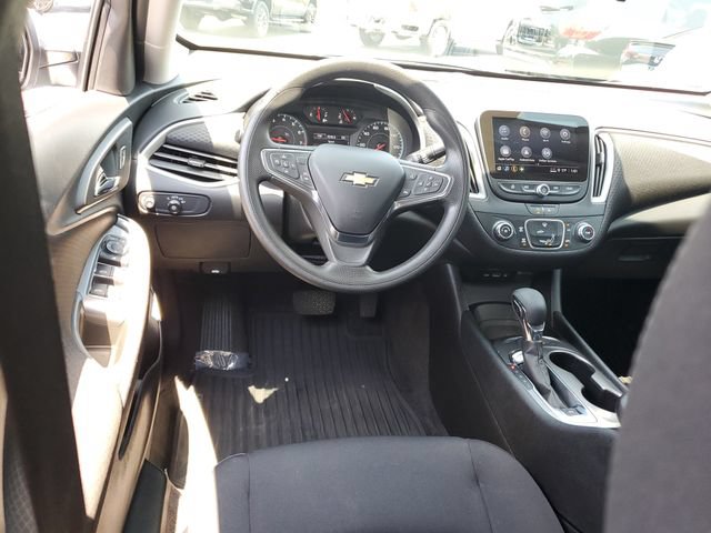 Used 2025 Chevrolet Malibu LS FWD image 10