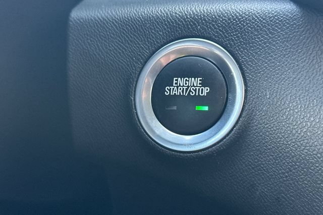 Used 2024 GMC Terrain SLE FWD image 25