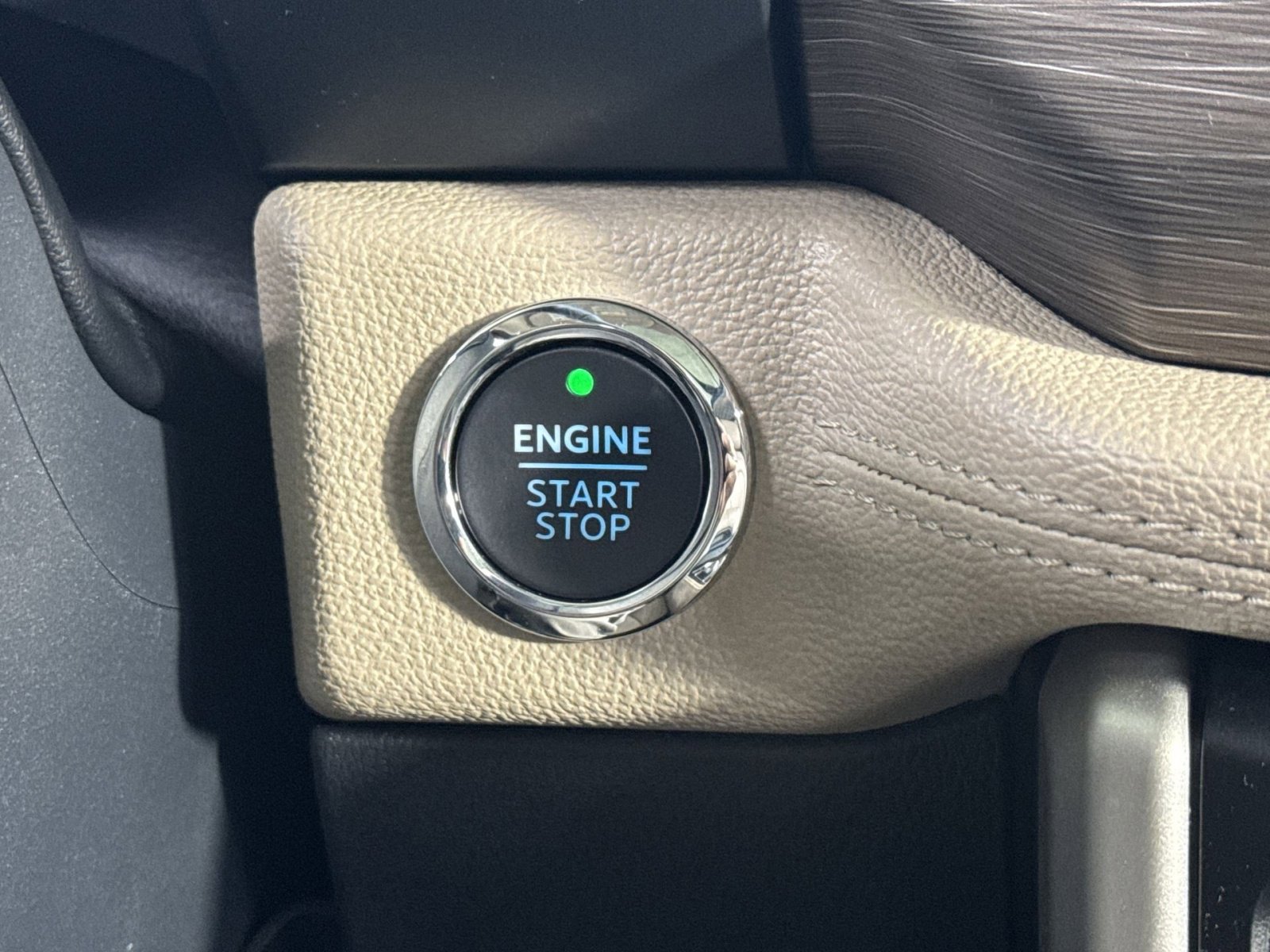 Used 2024 Ford Expedition Limited image 36