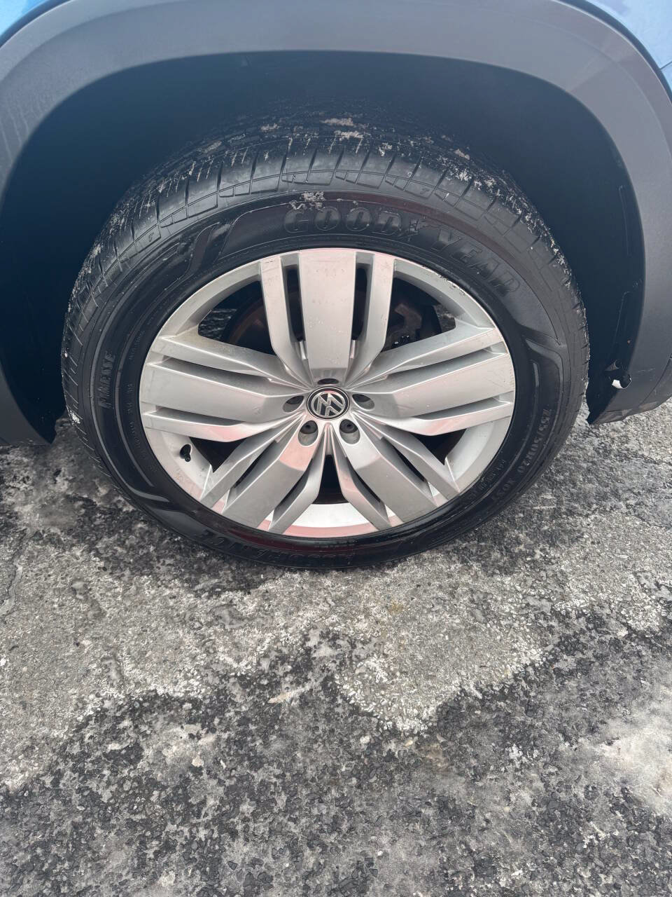 Used 2019 Volkswagen Atlas SE w/ Towing Package AWD/4WD image 12