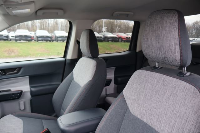 Used 2023 Ford Maverick XLT w/ XLT Luxury Package FWD image 9