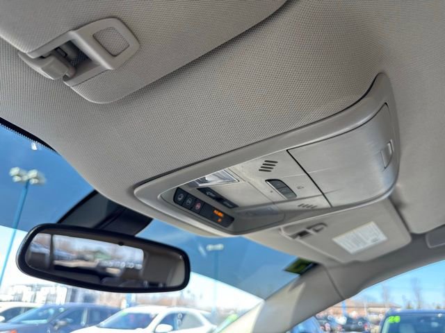 Used 2019 Buick Enclave Essence image 34