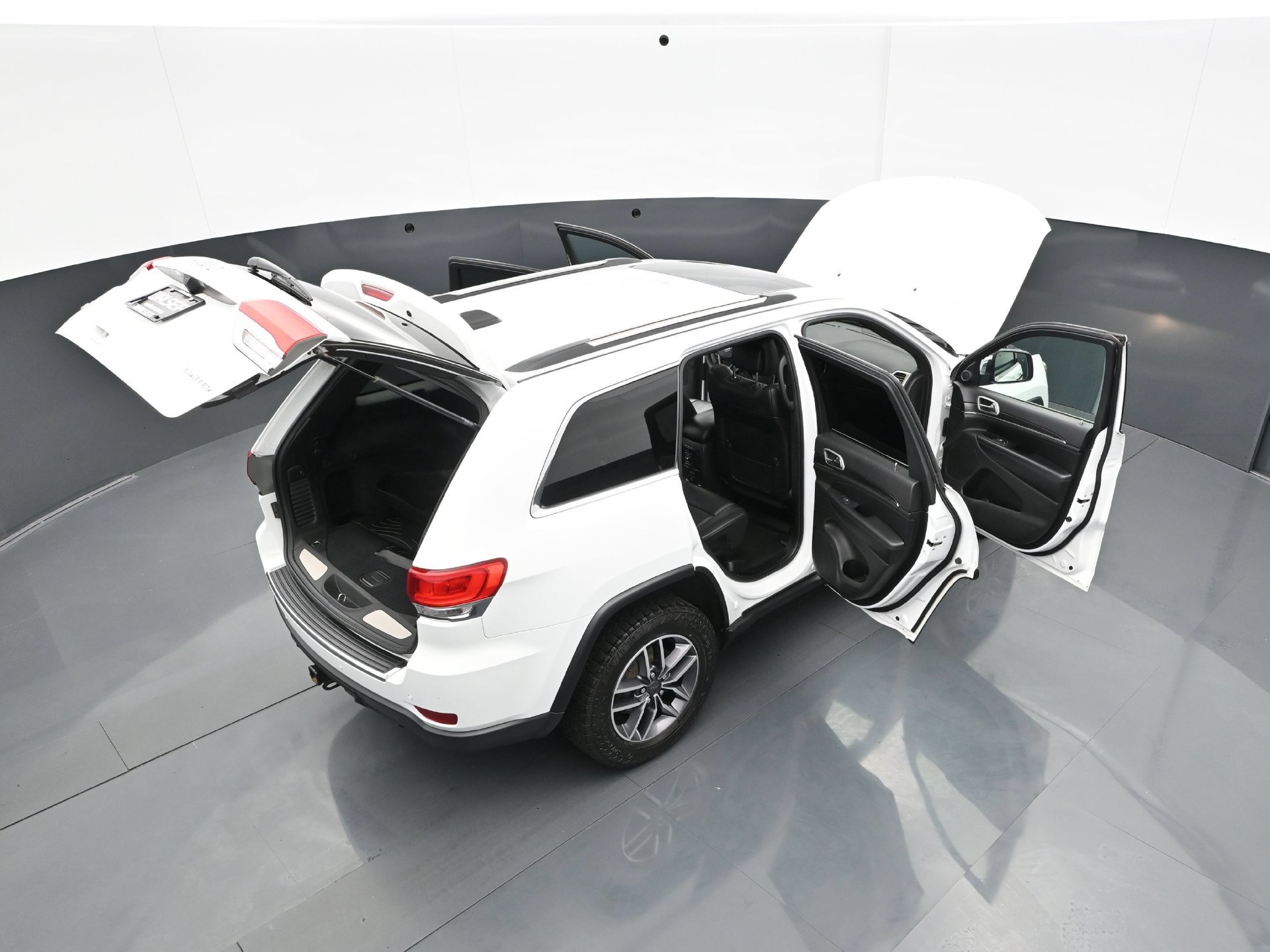 Used 2019 Jeep Grand Cherokee Limited w/ Trailer Tow Group IV AWD/4WD image 45