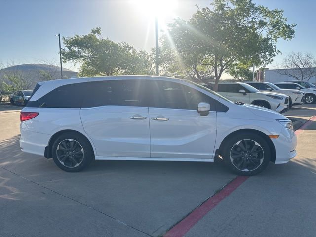Used 2024 Honda Odyssey Elite image 4