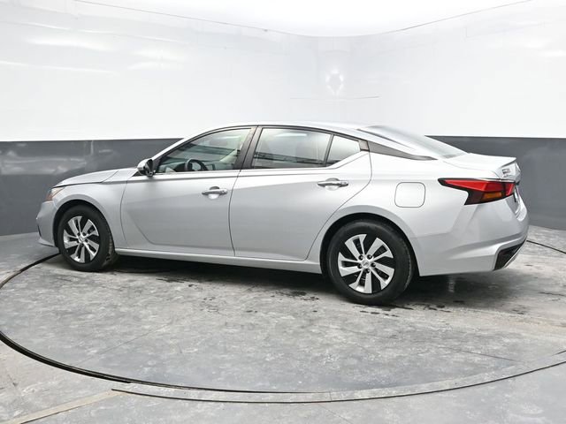 Used 2021 Nissan Altima 2.5 S image 4