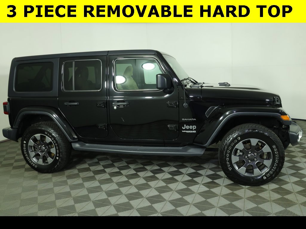 Used 2018 Jeep Wrangler Unlimited Sahara image 3