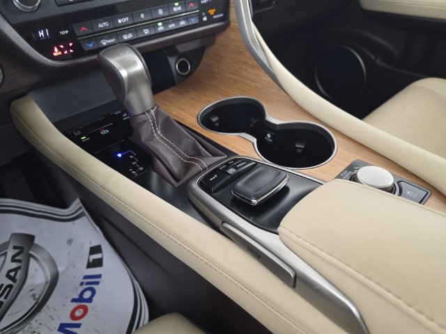 Used 2019 Lexus RX 350L AWD image 18