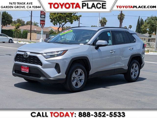 Used 2025 Toyota RAV4 XLE w/ Weather Package