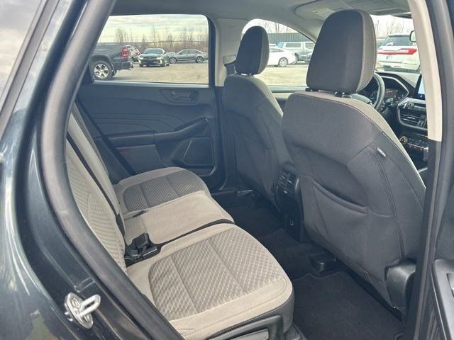Used 2022 Ford Escape SE w/ Cold Weather Package image 34