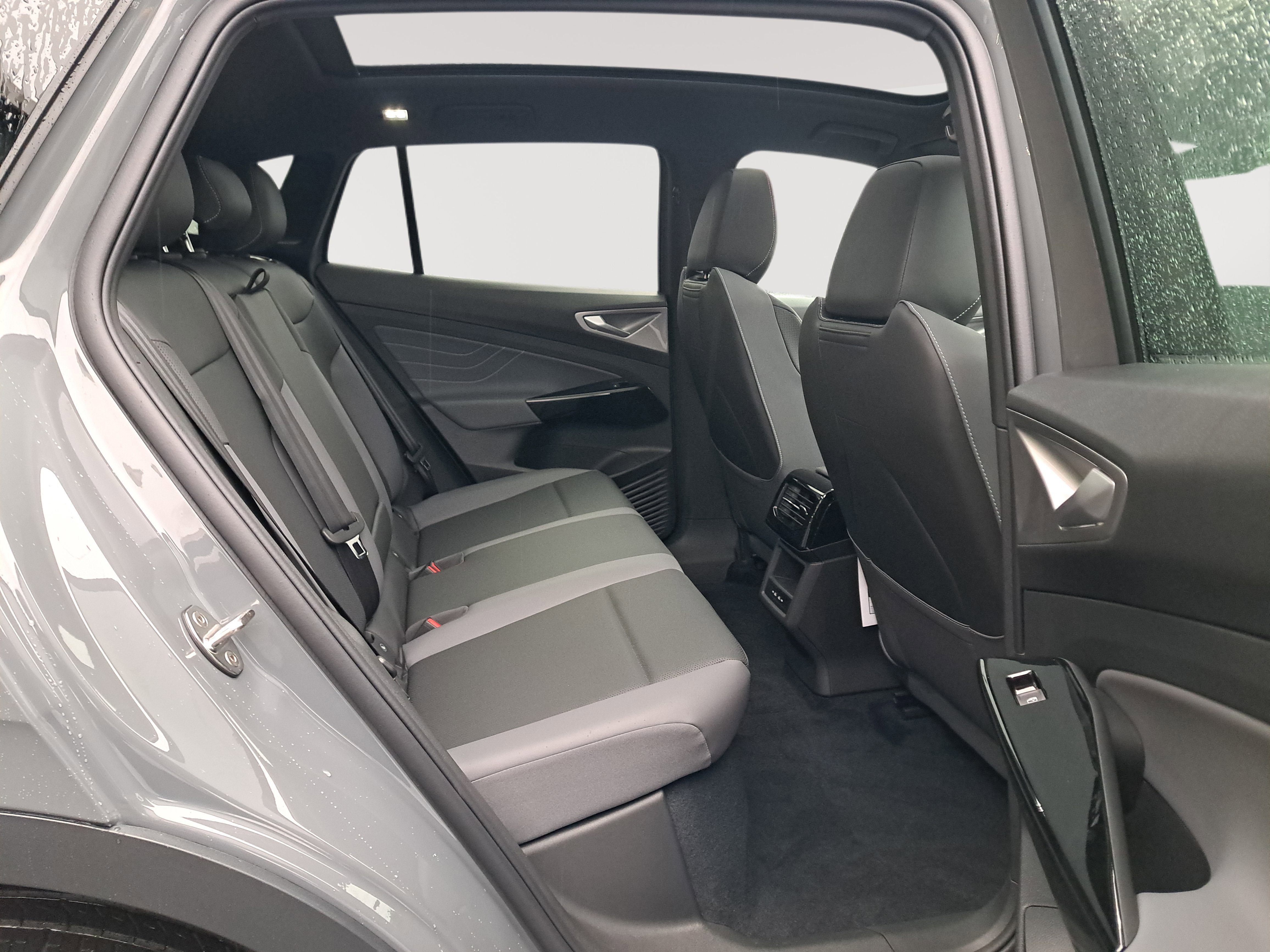 New 2025 Volkswagen ID.4 Pro S image 15