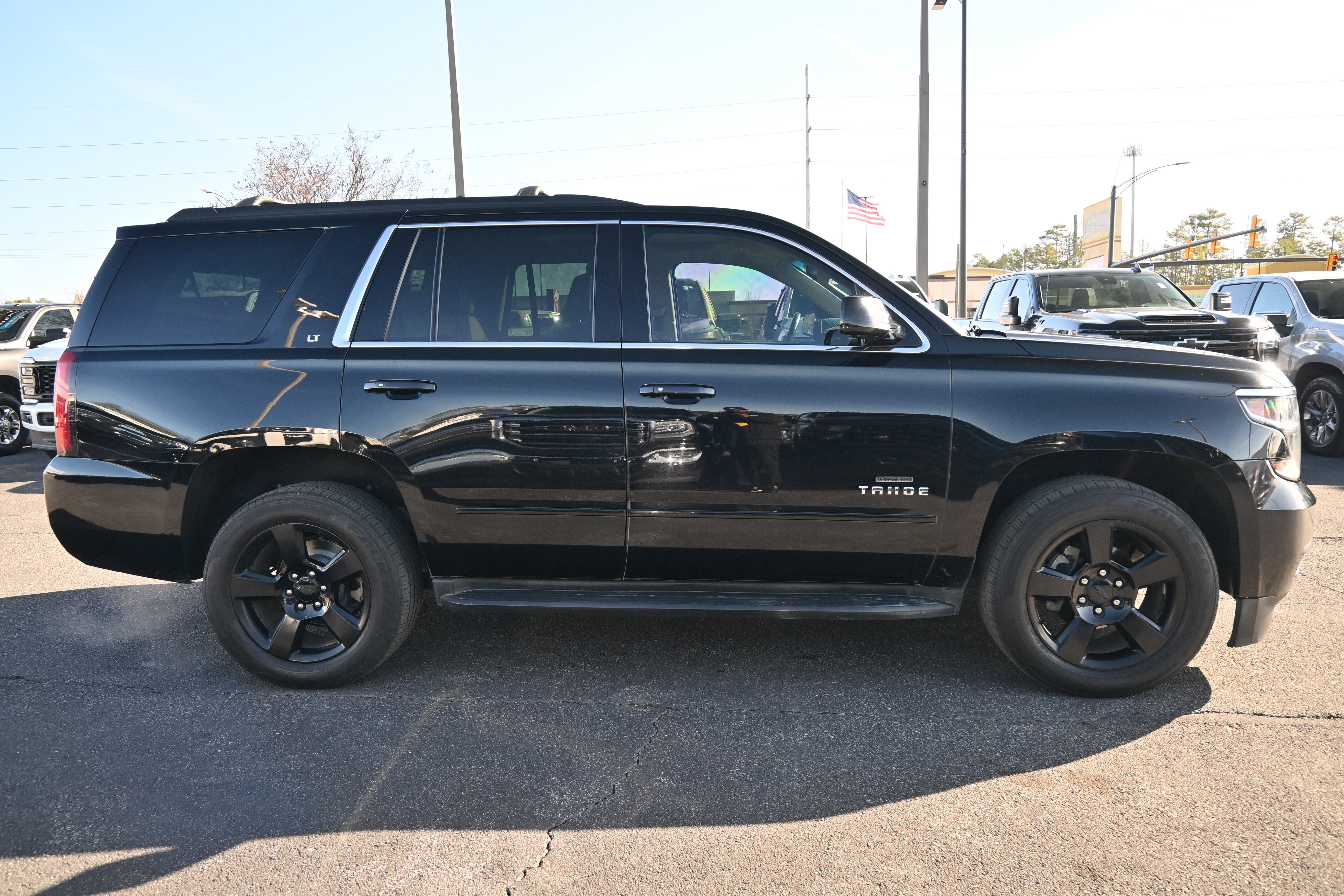 Used 2019 Chevrolet Tahoe LT image 13