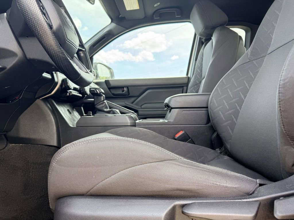 Used 2024 Toyota Tacoma SR image 23