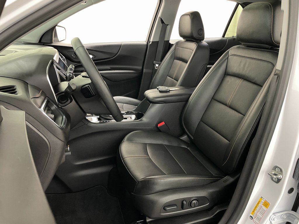 Used 2024 Chevrolet Equinox Premier image 13