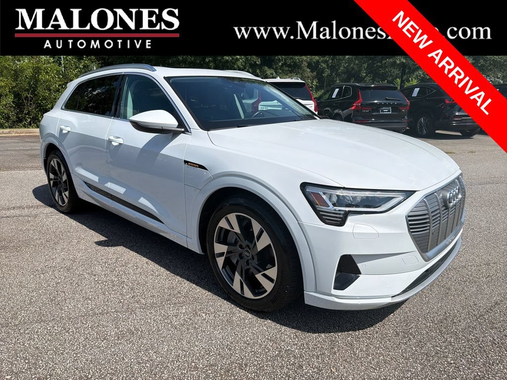 Used 2022 Audi e-tron Premium AWD/4WD image 1