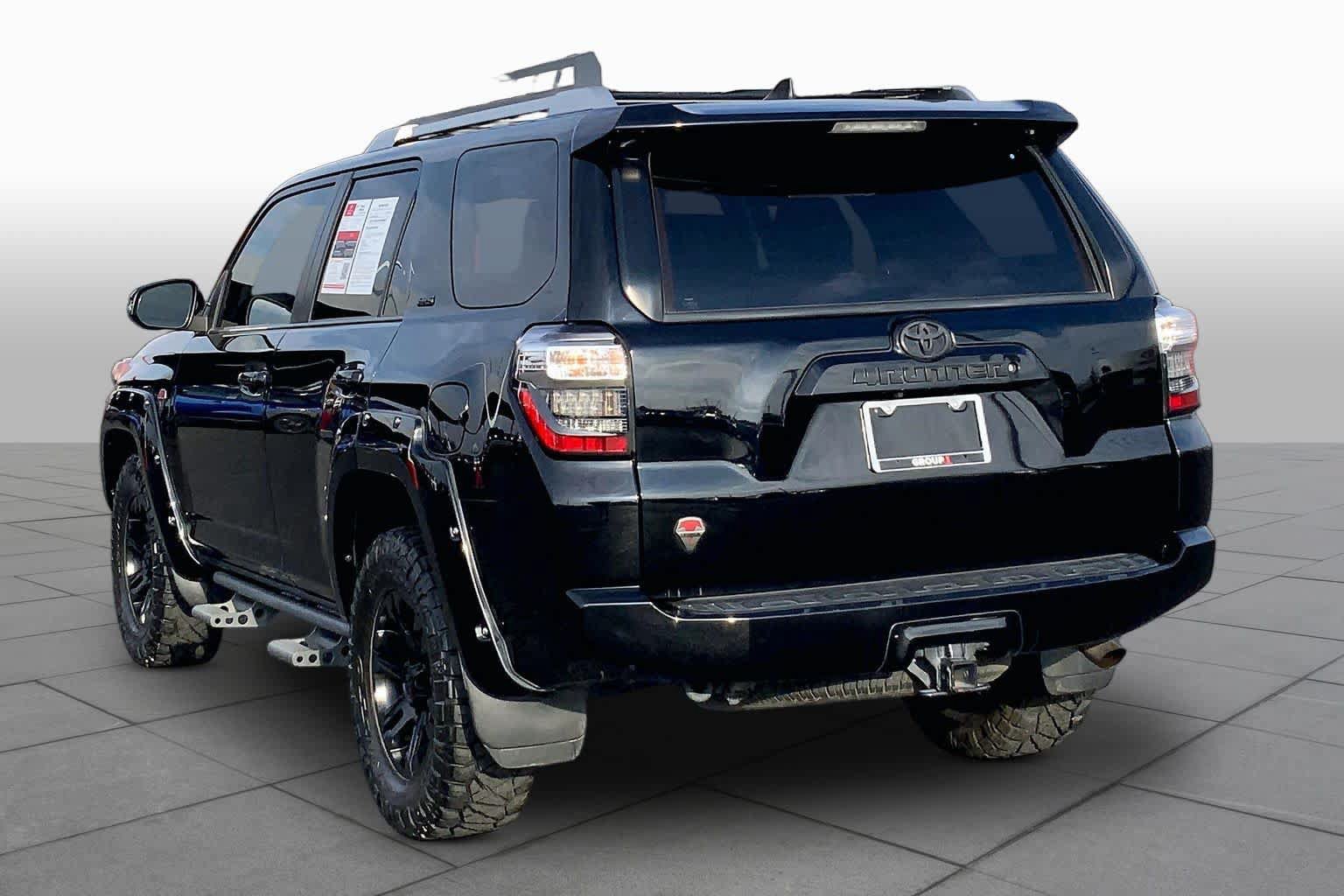 Used 2016 Toyota 4Runner SR5 Premium AWD/4WD image 12
